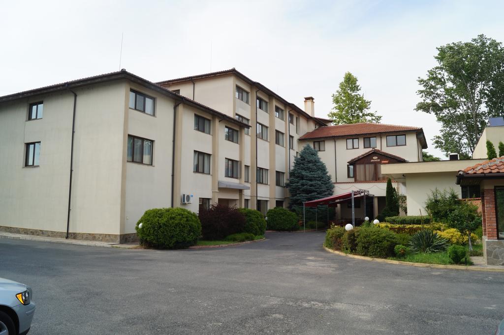 Hotel Kardjali Kŭrdzhali Exterior foto